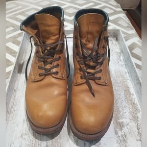 Red wing . Beckman Round 9013